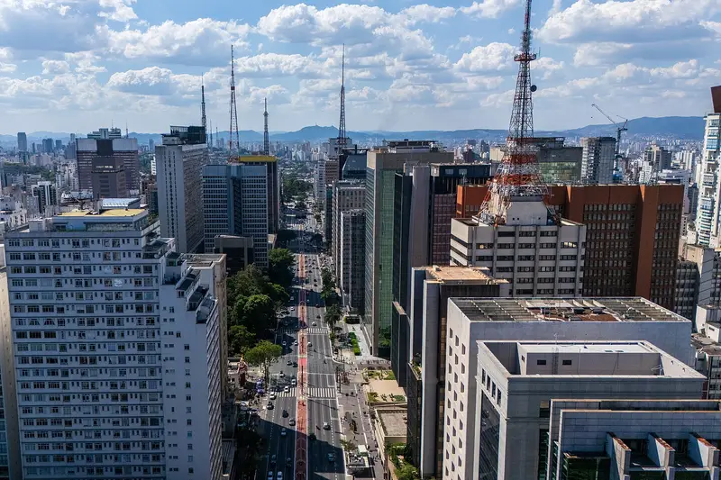 Vista aérea da avenida Paulista e dos prédios de São Paulo